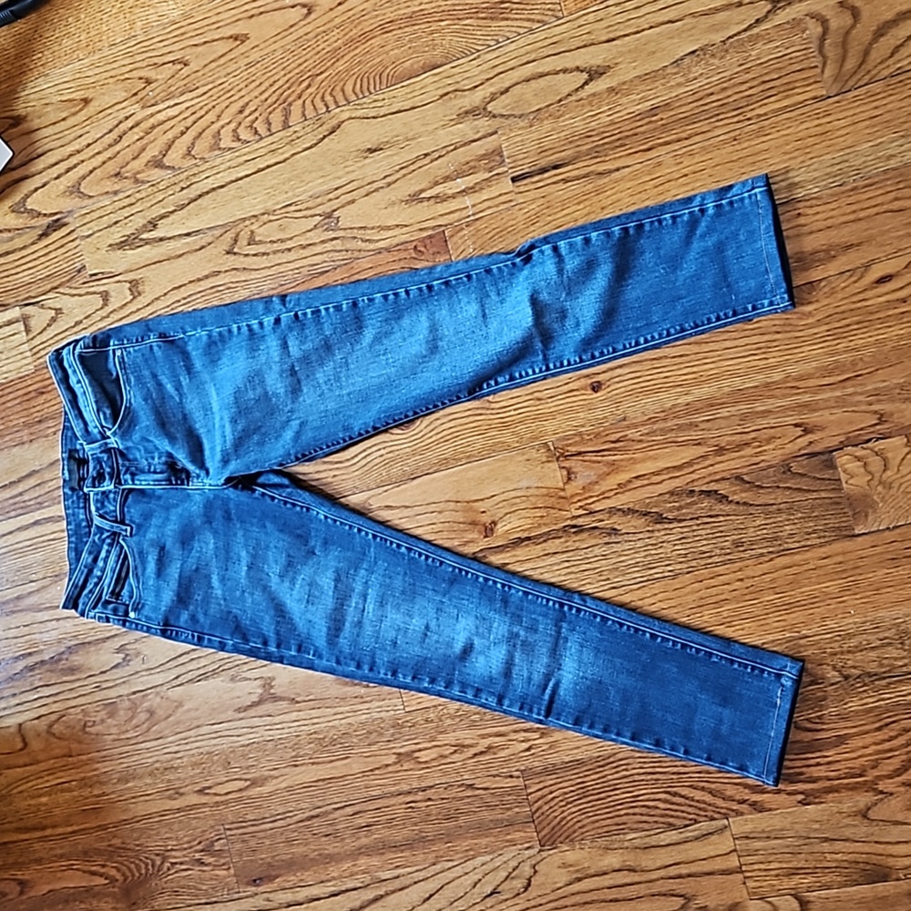Uniqlo Skinny Jeans (Small, Dark Blue)